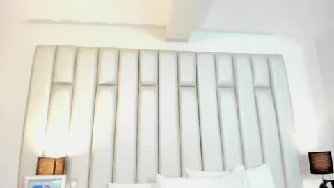 ANDREA PEREZ online show from 10.23.25