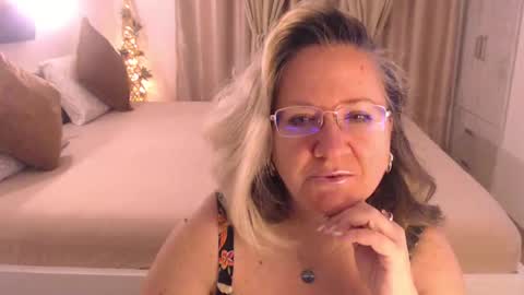 Snapshot of adrena_ chatting on 01.28.25 Cryna online show from 01.28.25