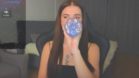 Adriana online show from 09.17.25