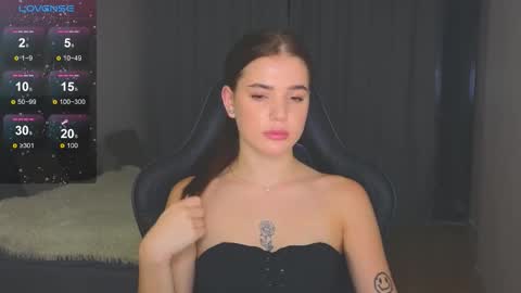 Adriana online show from 10.30.25