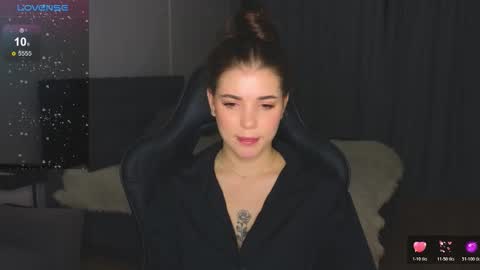 Adriana online show from 11.19.25