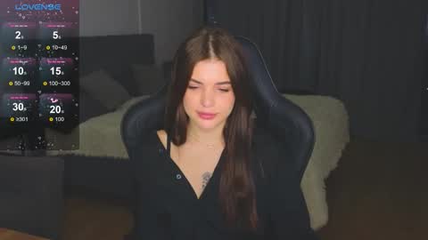 Adriana online show from 11.21.25