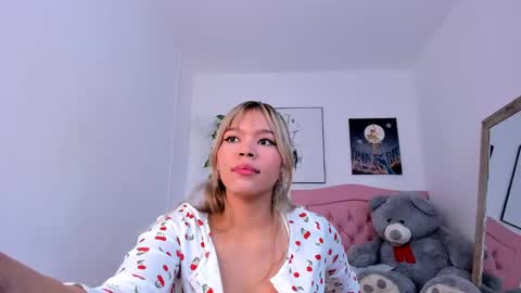 Adriana online show from 02.19.25