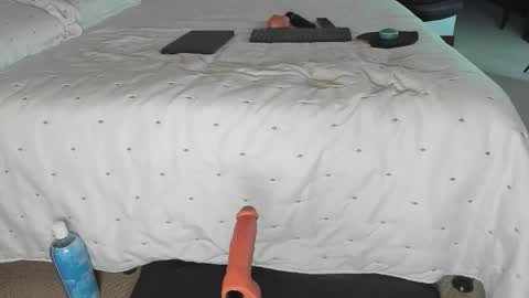 Adriana online show from 12.17.25