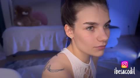 Snapshot of adriana_allen chatting on 09.11.25 Adri online show from 09.11.25