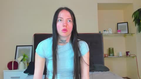 Adriana online show from 03.17.26