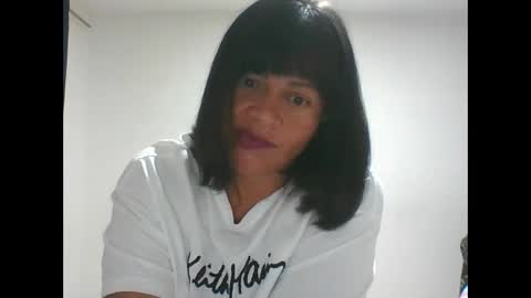 adrianagogo18 online show from 11.23.25