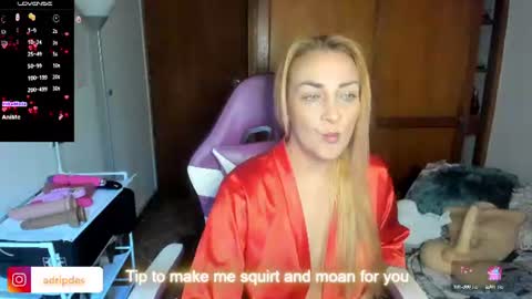 Adriana Paredes  online show from 06.11.26
