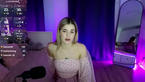 adrianawow1 online show from 02.21.25