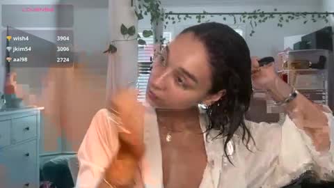 Adrianna  online show from 04.30.26