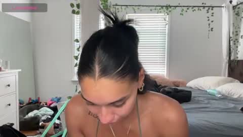 Snapshot of adriannarodriguez chatting on 07.24.26 Adrianna online show from 07.24.26