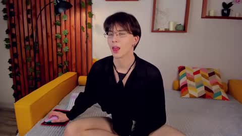 adrianoaubert online show from 02.21.25