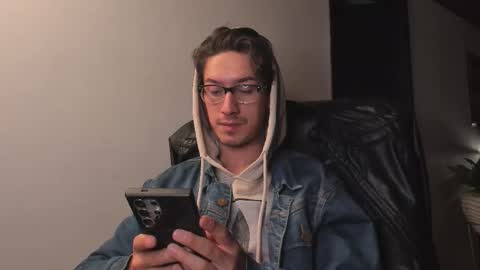 Snapshot of adrianwilliams_ chatting on 01.10.26 Adrian Williams online show from 01.10.26