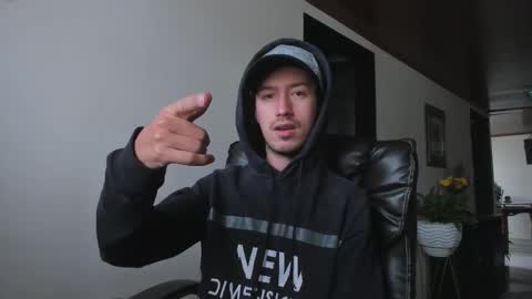 Snapshot of adrianwilliams_ chatting on 01.12.26 Adrian Williams online show from 01.12.26