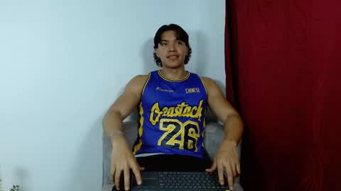 adriel_escalante online show from 10.03.25