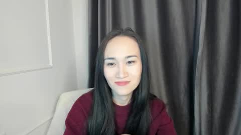 Snapshot of ae_nie chatting on 10.15.25 Aenie online show from 10.15.25