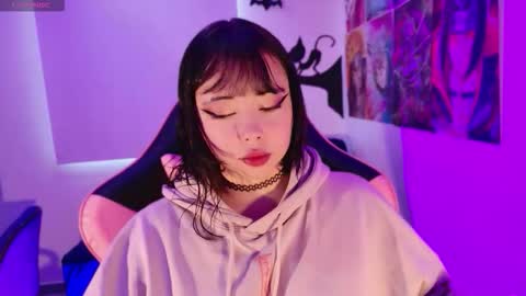 Arieyara online show from 10.21.25