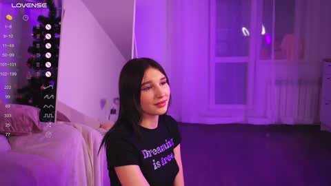 Snapshot of aesthetics__tease chatting on 01.04.25 aesthetics__tease online show from 01.04.25