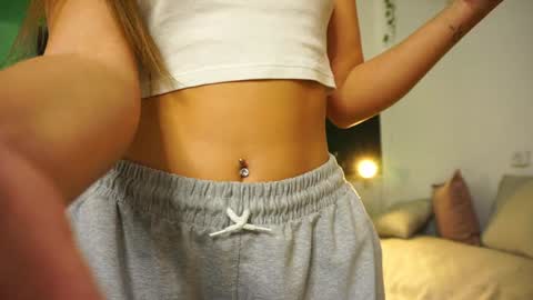 Snapshot of aesthetics_tease chatting on 12.05.24 Naomi My instagram account - teasing naomi online show from 12.05.24