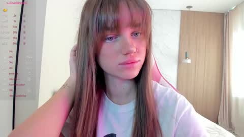 Snapshot of aesthetics_tease chatting on 10.20.25 Naomi My instagram account - teasing naomi online show from 10.20.25