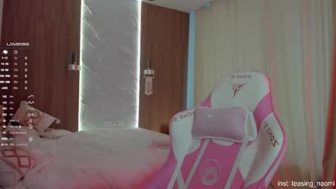 Snapshot of aesthetics_tease chatting on 11.09.25 Naomi My instagram account - teasing naomi online show from 11.09.25