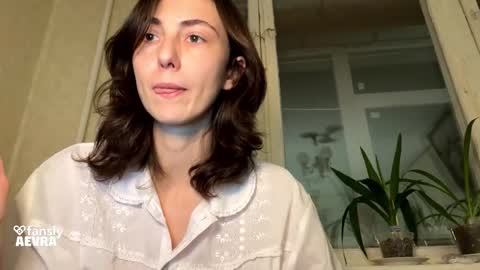 Snapshot of aevra chatting on 12.20.25 vegans taste better online show from 12.20.25