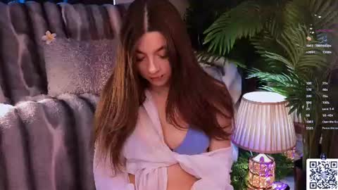 Snapshot of afelia_heks chatting on 06.24.26 Afelia online show from 06.24.26