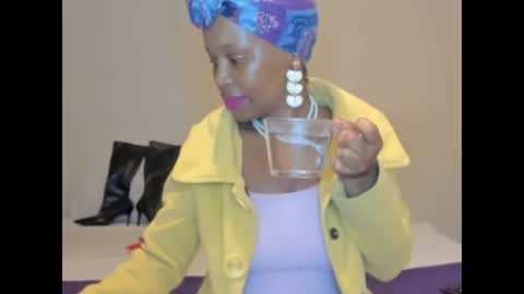 AfricanSquirtQueen online show from 05.19.26