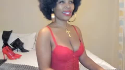 AfricanSquirtQueen online show from 07.11.26