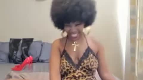 AfricanSquirtQueen online show from 07.25.26
