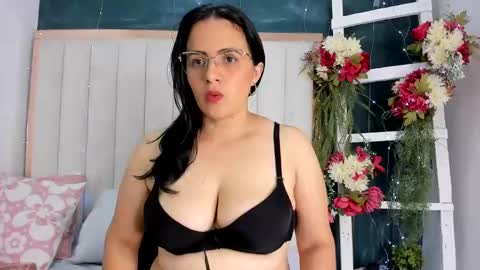 Africa  online show from 11.05.25