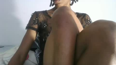 Snapshot of africadeluxe chatting on 12.05.24 Africa online show from 12.05.24