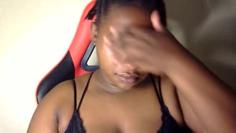 stella online show from 10.05.25