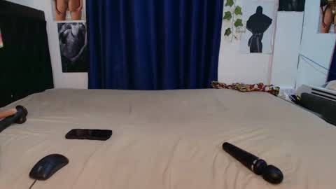 Africanpetitequeenn online show from 05.08.26