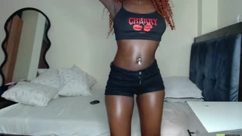 Mia online show from 03.28.26