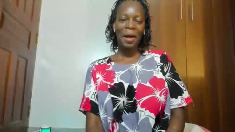 Leah online show from 11.02.25