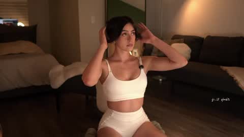 Emma online show from 06.09.26