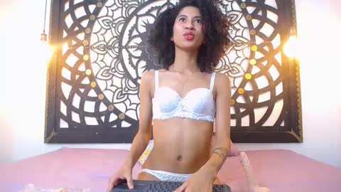 afrodita_house online show from 10.27.25