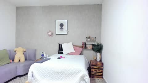 Afrodita online show from 10.14.25