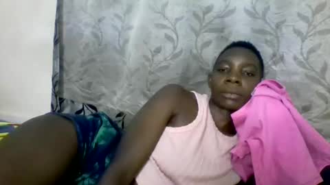 pink  and josphen online show from 03.08.25