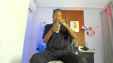 afrowayuu online show from 06.25.26