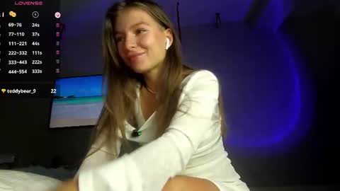 afterdarkartist online show from 07.25.26