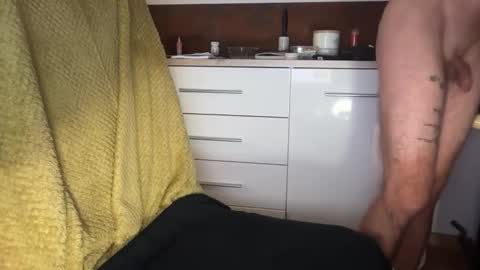 Snapshot of agaitandagain chatting on 10.24.25 agaitandagain online show from 10.24.25