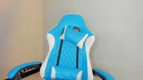 Snapshot of agata18_ chatting on 11.20.25 A G A T A online show from 11.20.25