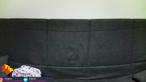 Snapshot of agata200081 chatting on 01.04.25 pamelaanderson777 online show from 01.04.25