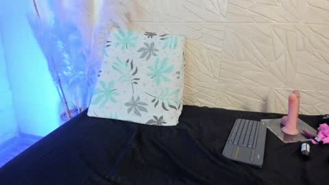 Snapshot of agata__rose chatting on 01.30.25 agata__rose online show from 01.30.25