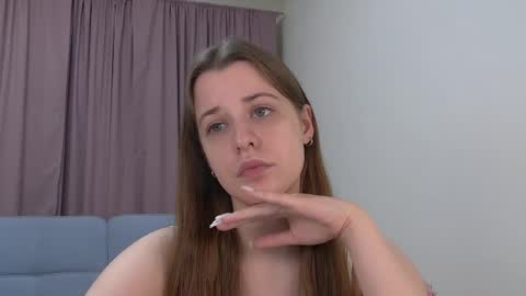 Agata Aisitt online show from 04.29.26