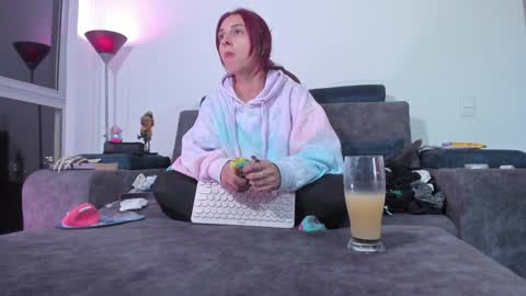 Agata Collinss online show from 02.07.25