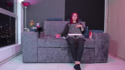 Agata Collinss online show from 02.19.25