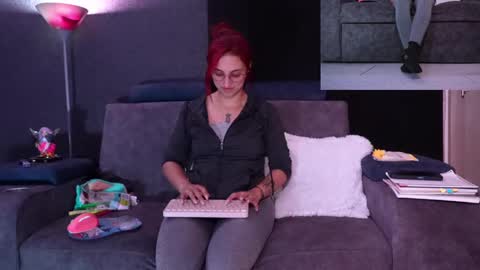 Agata Collinss online show from 09.16.25